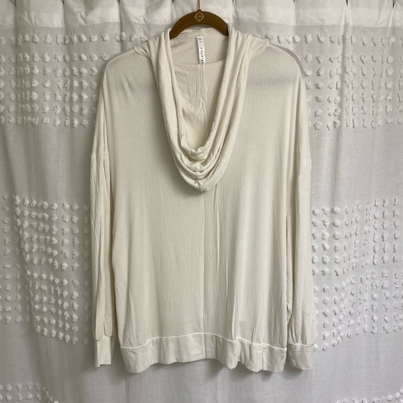 Fabletics Ambrose Rib Top - Picture 6 of 9